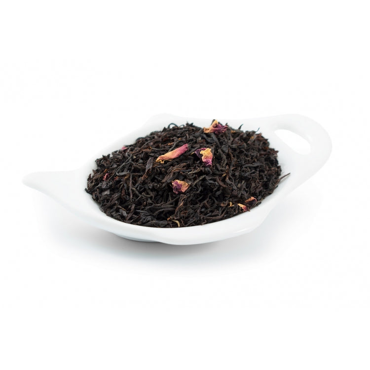 svart Te smaksatt med rabarber, grädde, passionsfrukt och rosenblad.